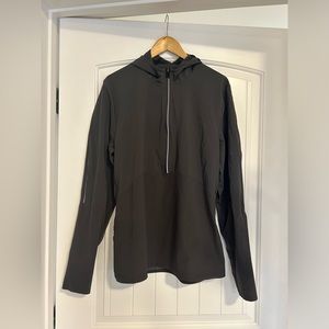 Lululemon men’s mesh run 1/2 zip lightweight pullover with hood